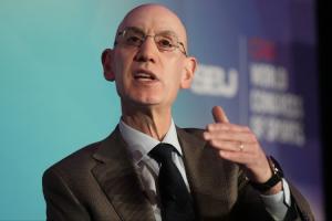 本赛季开始前 NBA将罚球不中&犯规&失误列为容易被操纵的投注类型